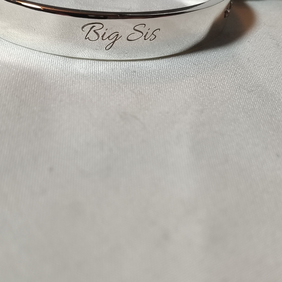 Things Remember Bracelet - Picture 4 of 4